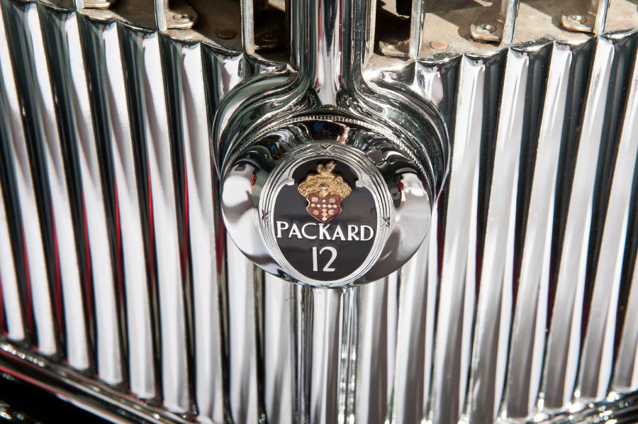  Packard Twelve 5-Passenger Sport Phaeton 1934 года  (фото 22 из 28)